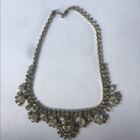 Necklaces - Picture 2 of 14